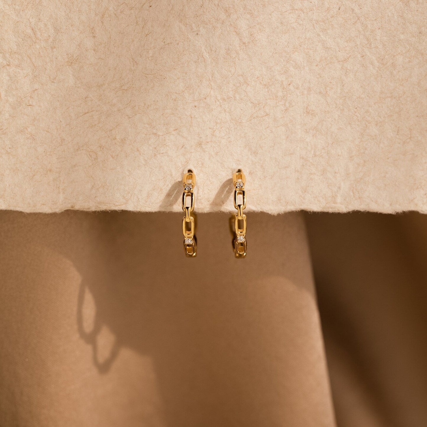 Diamond_Link_Hoops_18K_Gold