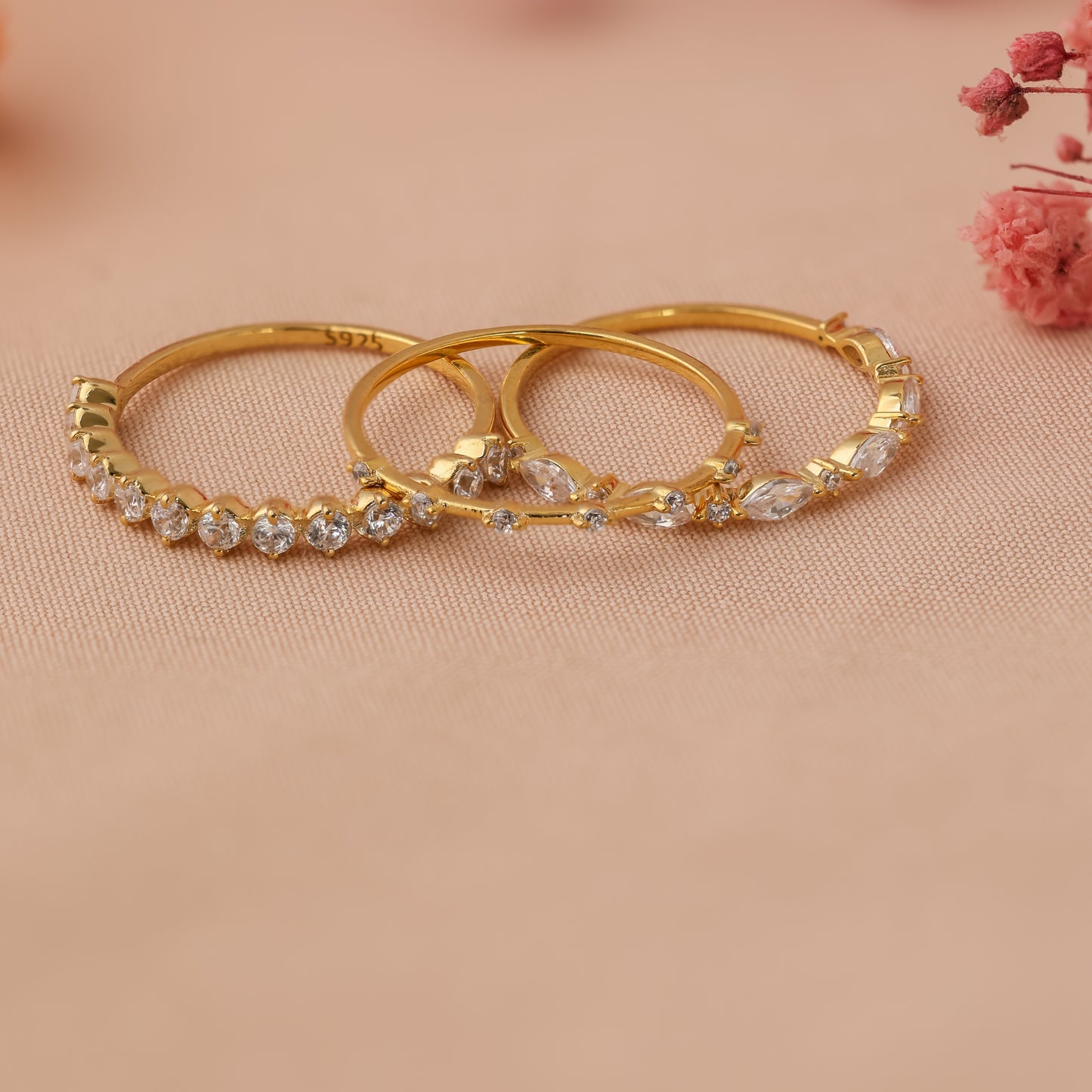 Fine jewelry set of stackable diamond rings for everyday wear