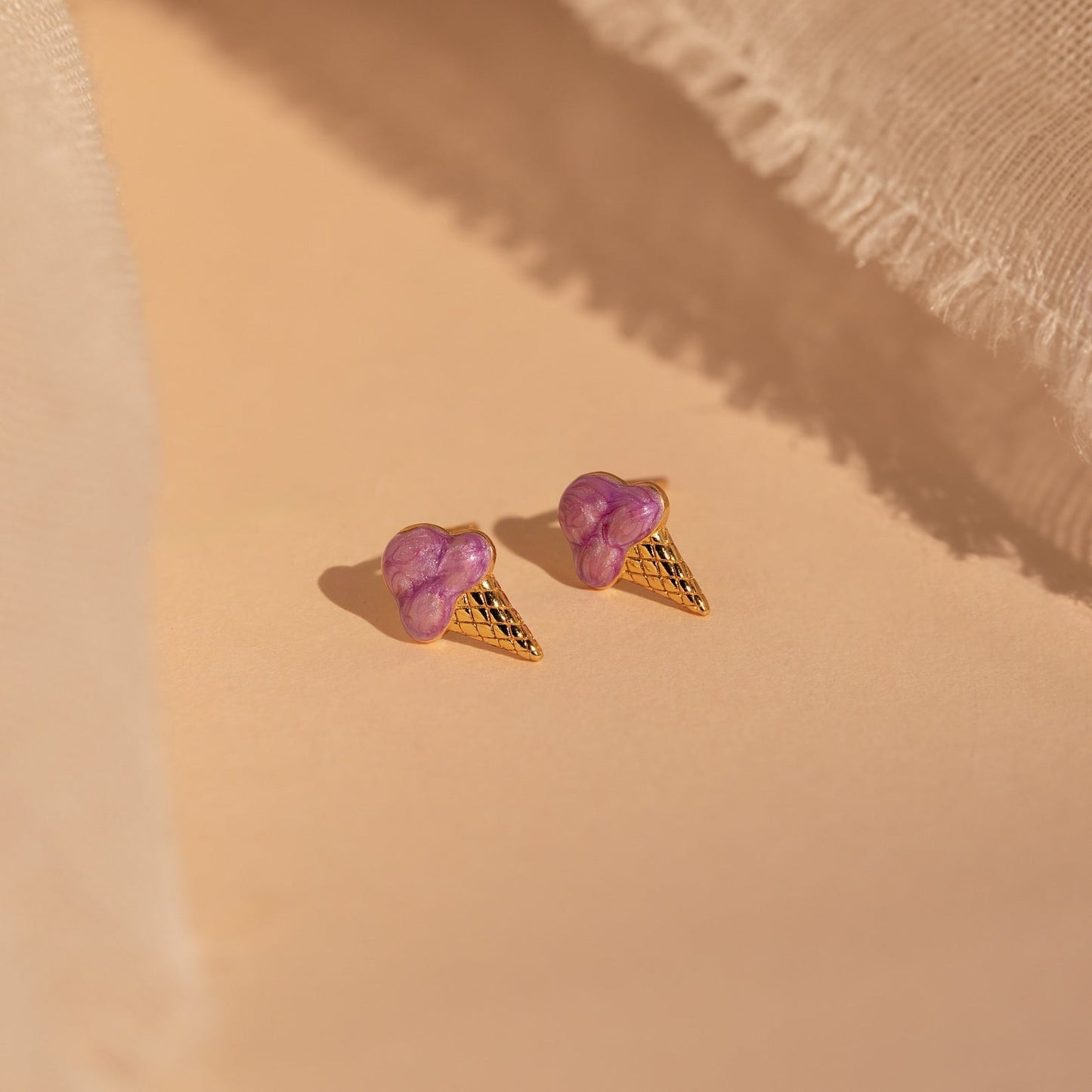 Ice_Cream_Studs_18K_Gold
