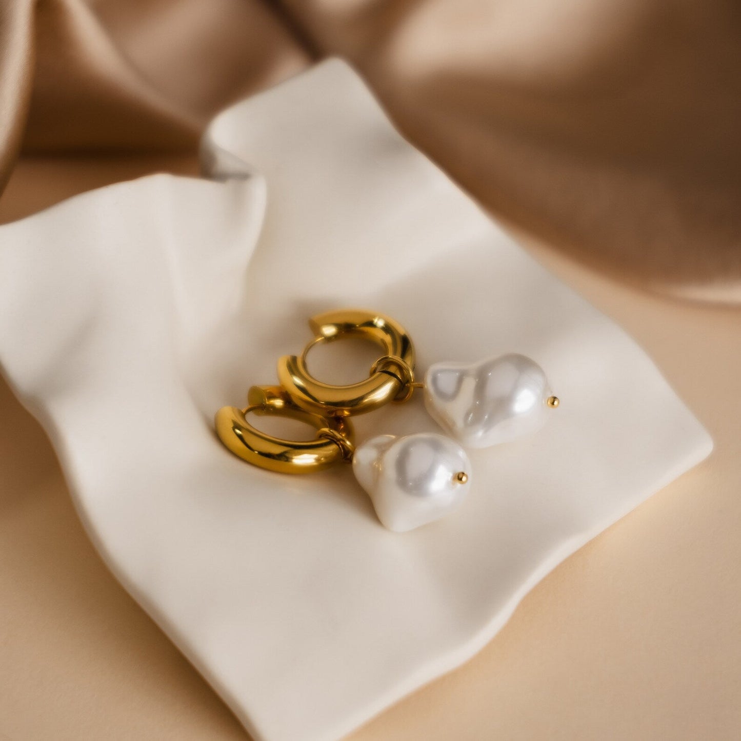 Baroque_Pearl_Drop_Hoop_Earrings_side_view