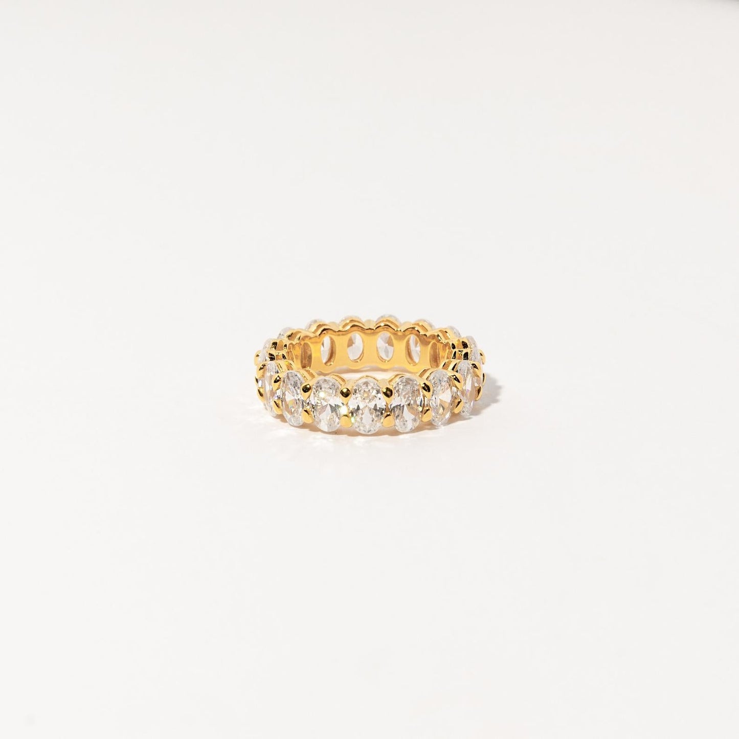 Eternal Radiance: Alannah Oval Diamond Ring