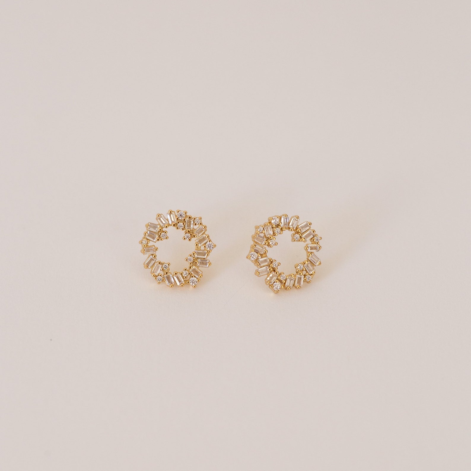 Reina Cluster Studs