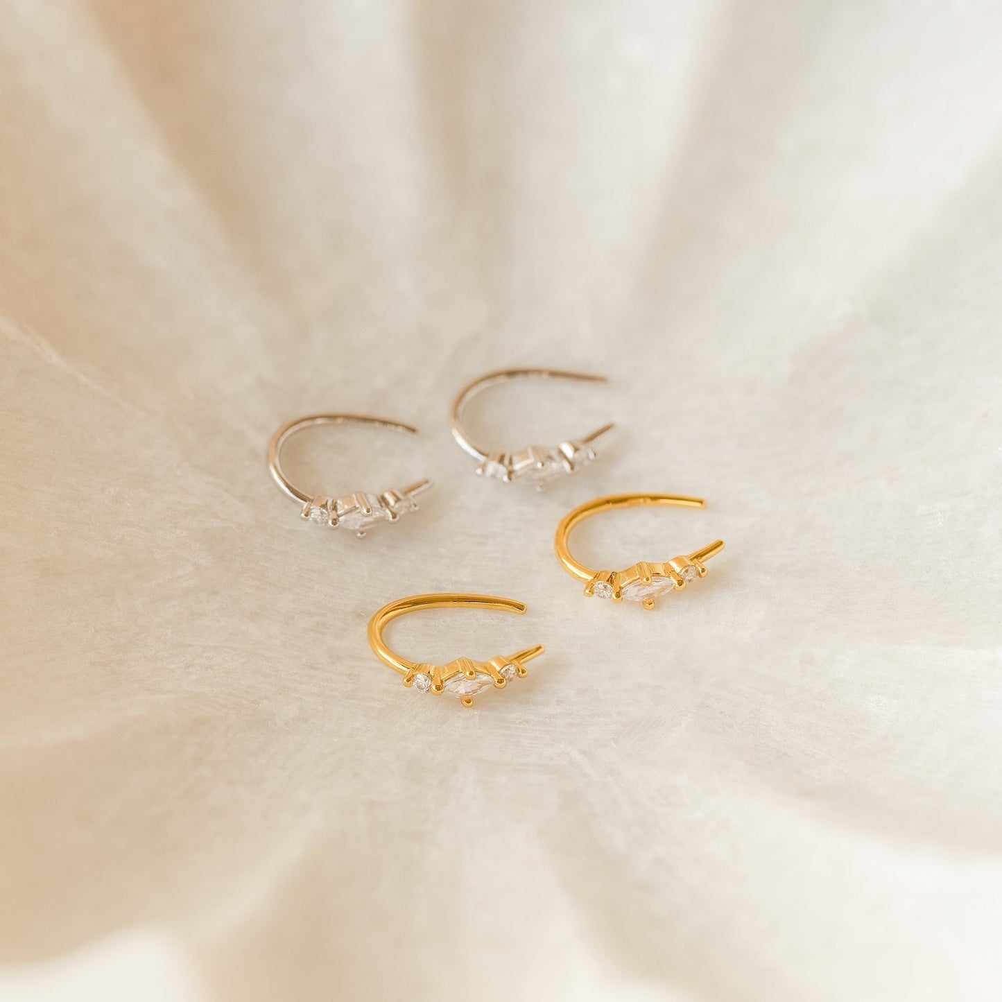 Timeless Elegance: Amaya Diamond Threader Earrings