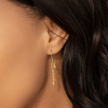 Chic Statement: Minimal Dangling Name Earrings 18K Gold