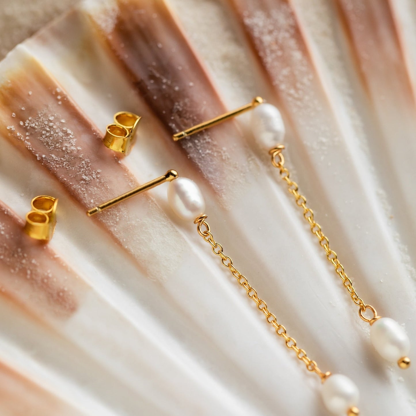 Subtle Pearl Drop Chain Earrings: Delicate Elegance for Every Occasion