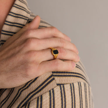 Vintage-Inspired Black Enamel Signet Ring: Fusion of Classic and Contemporary