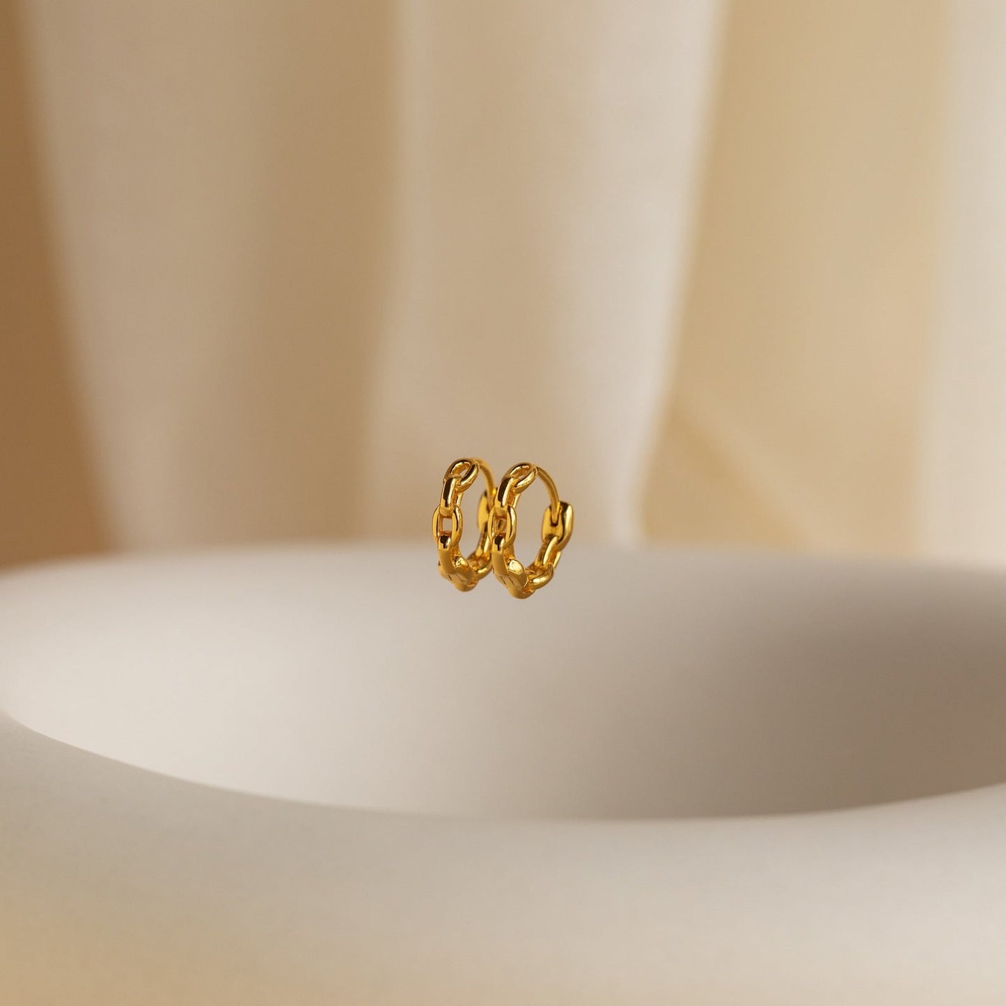 Link Huggies 18K Gold