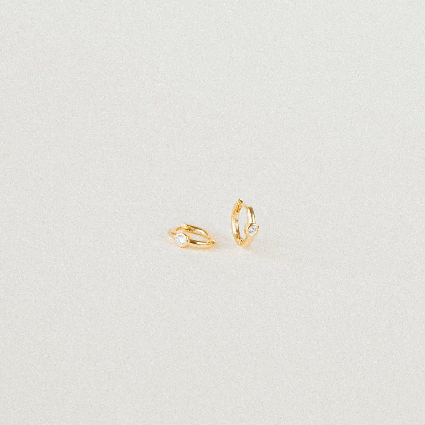 Effortless Elegance: Alea Diamond Huggie Earrings
