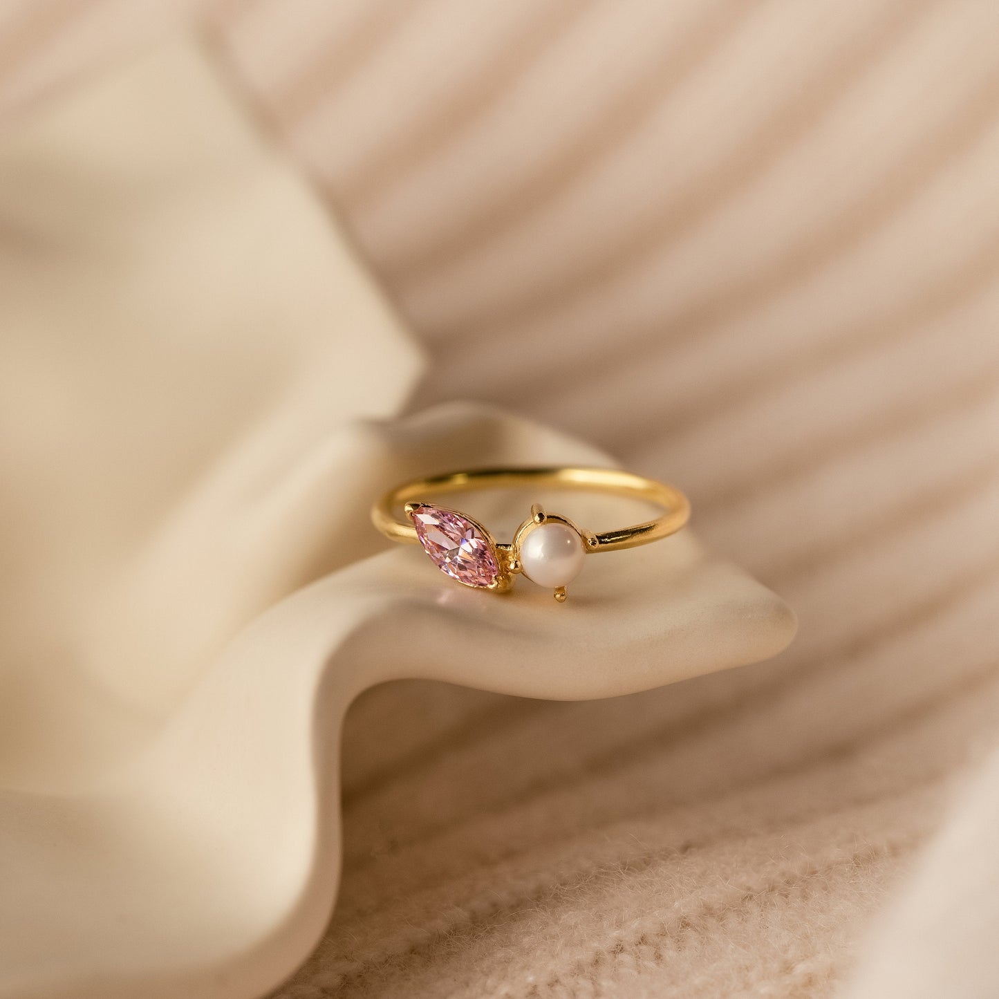 Personalized Elegance: Marquise Birthstone & Pearl Stackable Ring Rose Gold