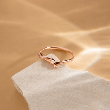 Valerie Knot Ring