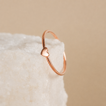 Nala Tiny Heart Ring