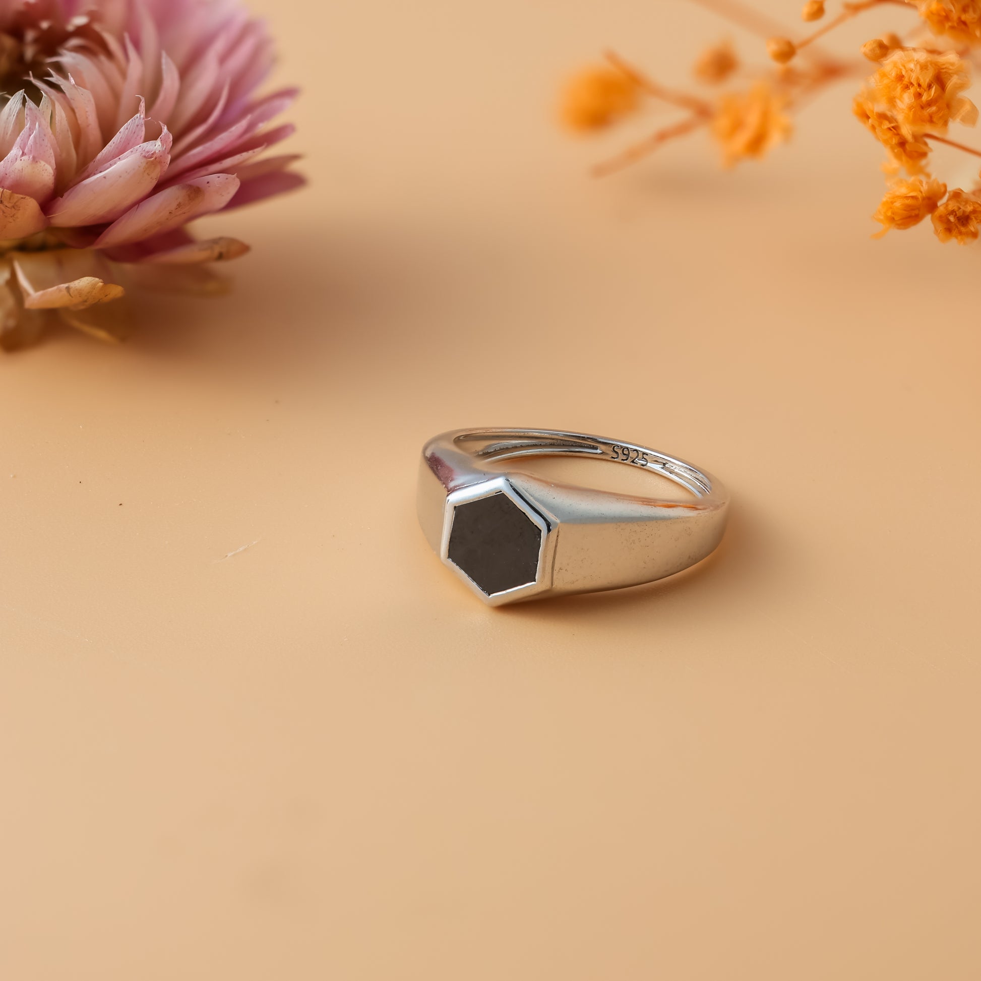 Modern Signet Ring With Ember-Inspired Detailing