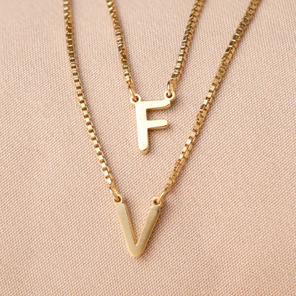 Double letter necklace 
