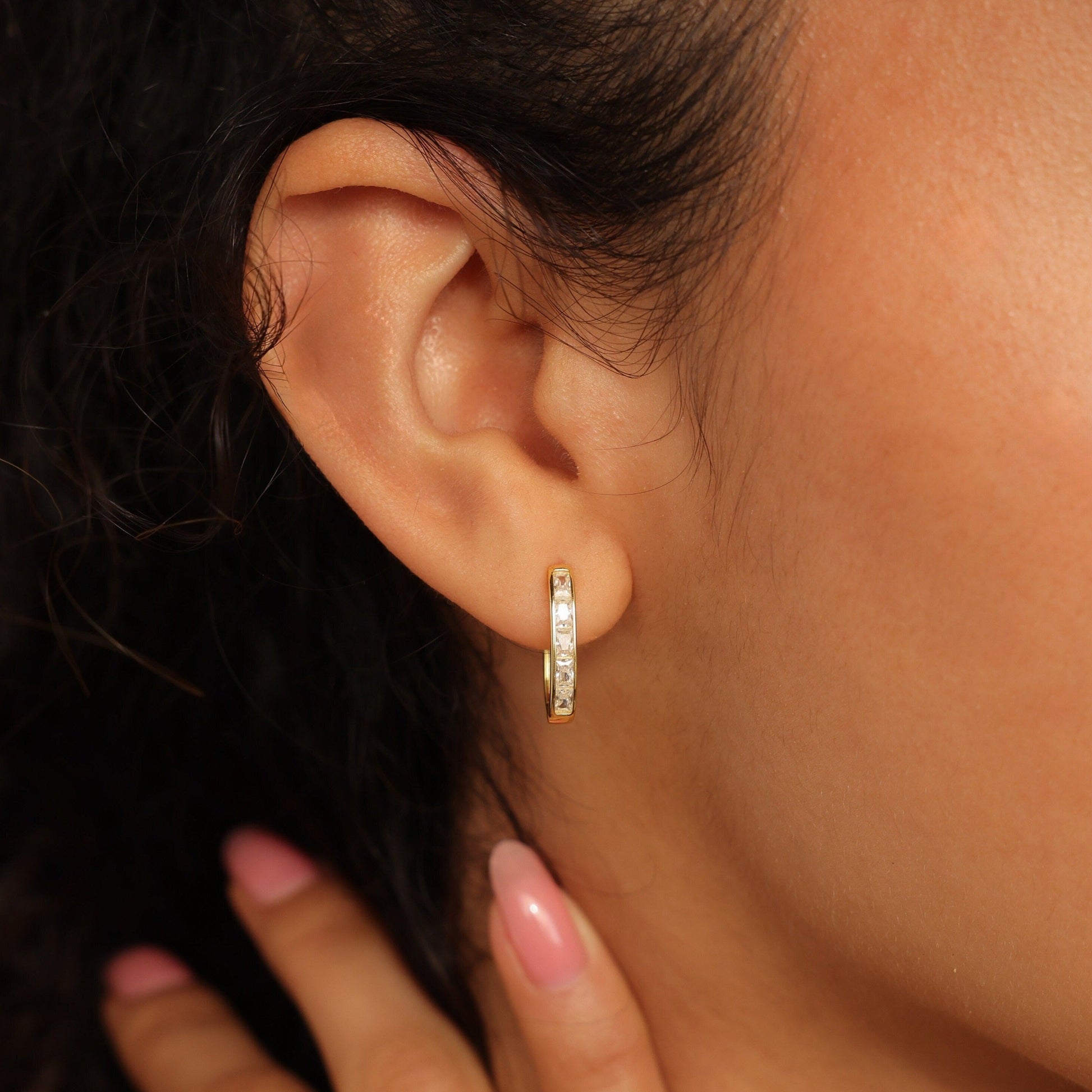 Baguette_Link_Hoop_Earrings_side_view