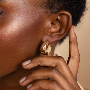 Bold _Teardrop_Stud_Earrings_Model_View_gold_plated