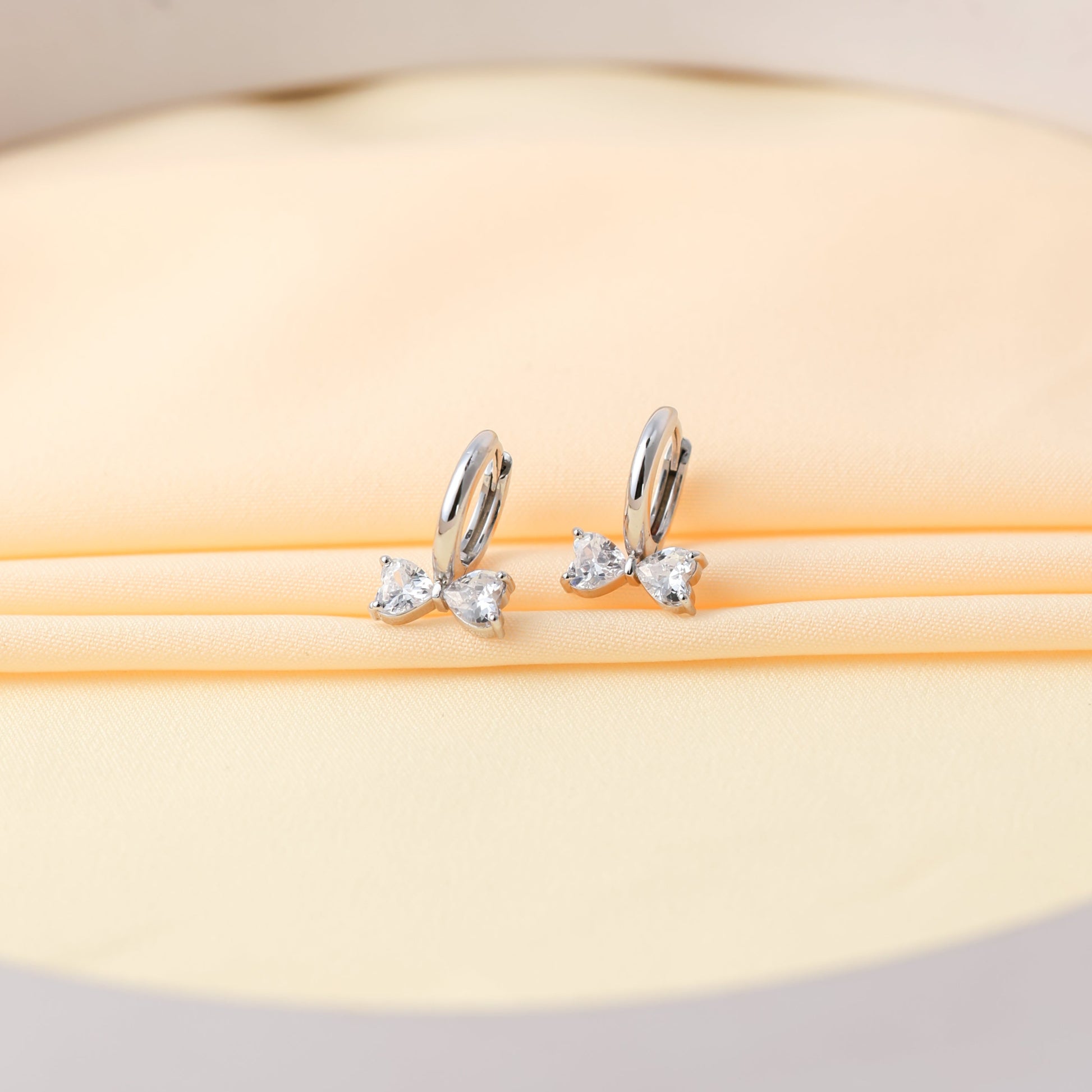 cutest Bow Hug Earrings For Women/Girls