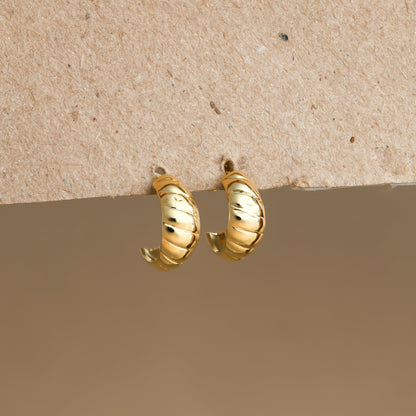 Gold Plating Embrace Parisian Elegance with Croissant Mini Hoop Earrings