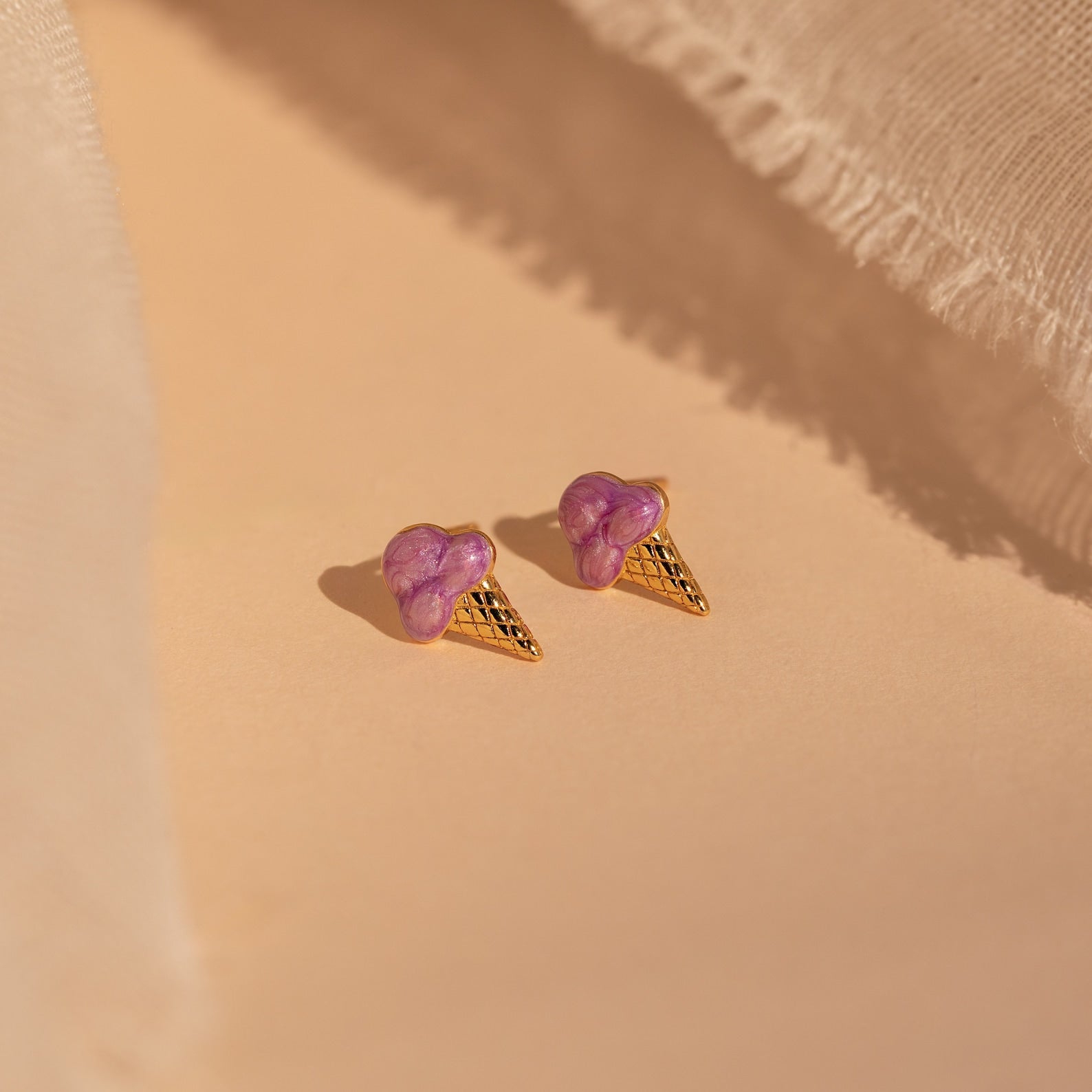 Ice_Cream_Studs_18K_Gold