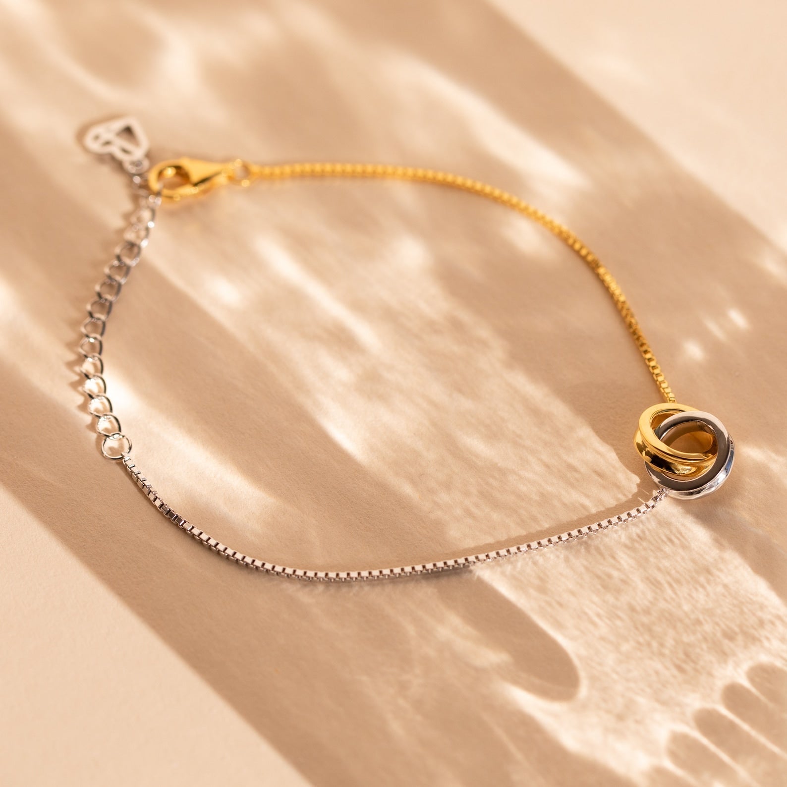 Interlocking_Circles_Bracelet_Gold_plated