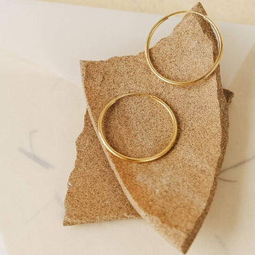 Large _Thin_Hoops_front_view