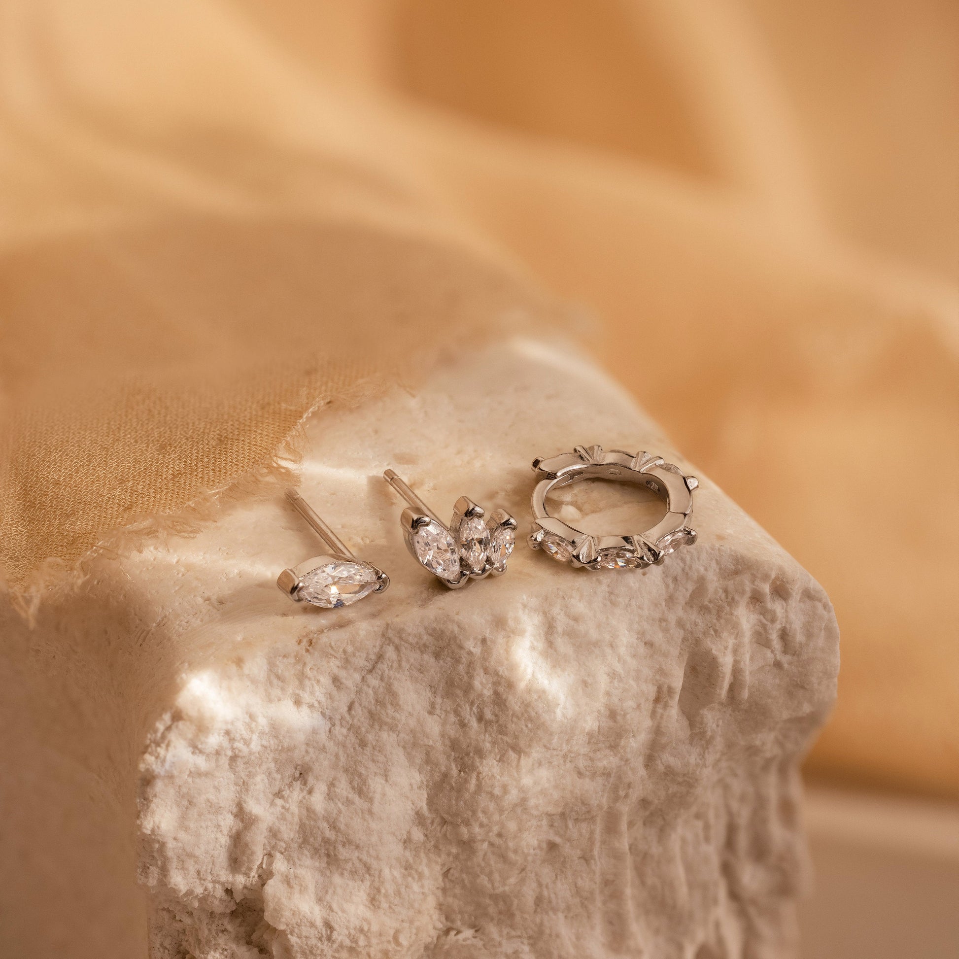 Marquise_Diamond_Earrings_Set_side