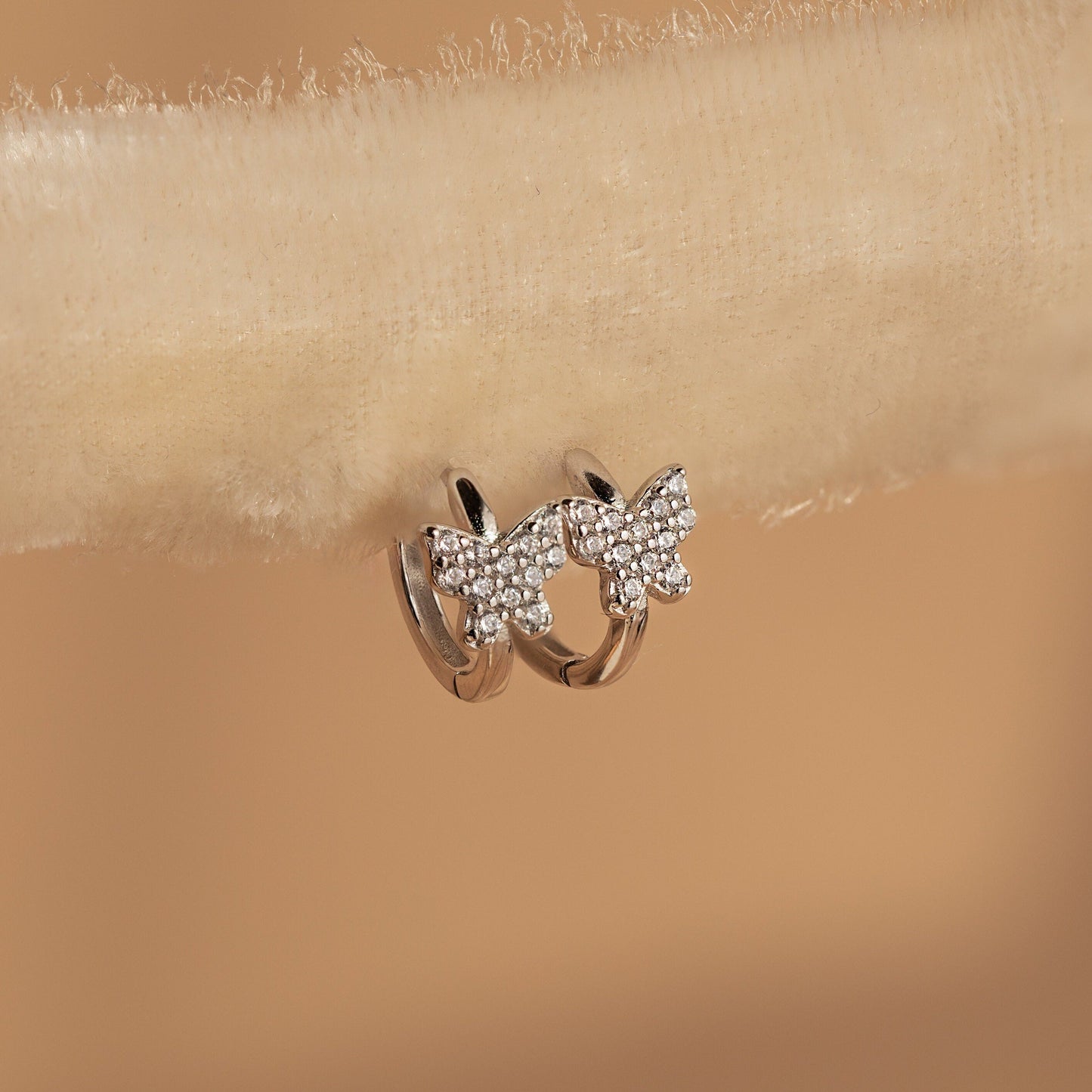 Pave_Butterfly_Mini_Huggies_925_silver