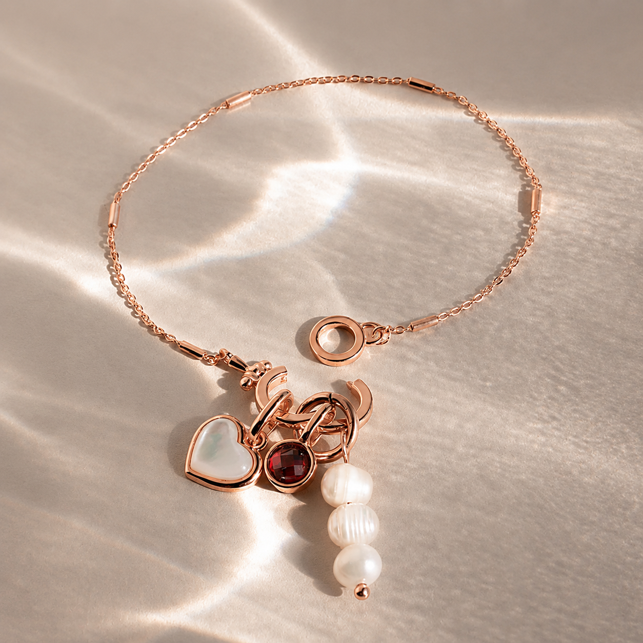 Hinged Circle Pendant Bracelet