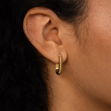 Twisted_Link_Hoops_sideview