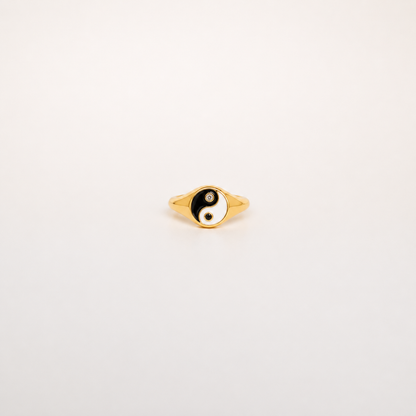 Yin Yang Ring