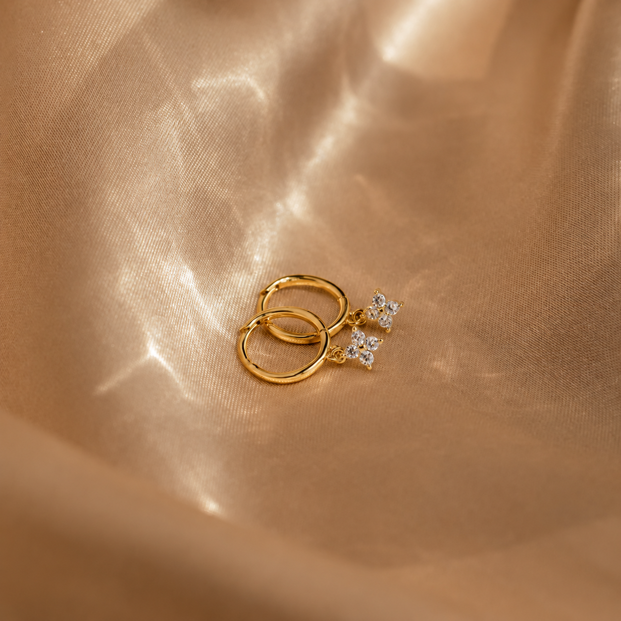 Diamond Flower Huggies