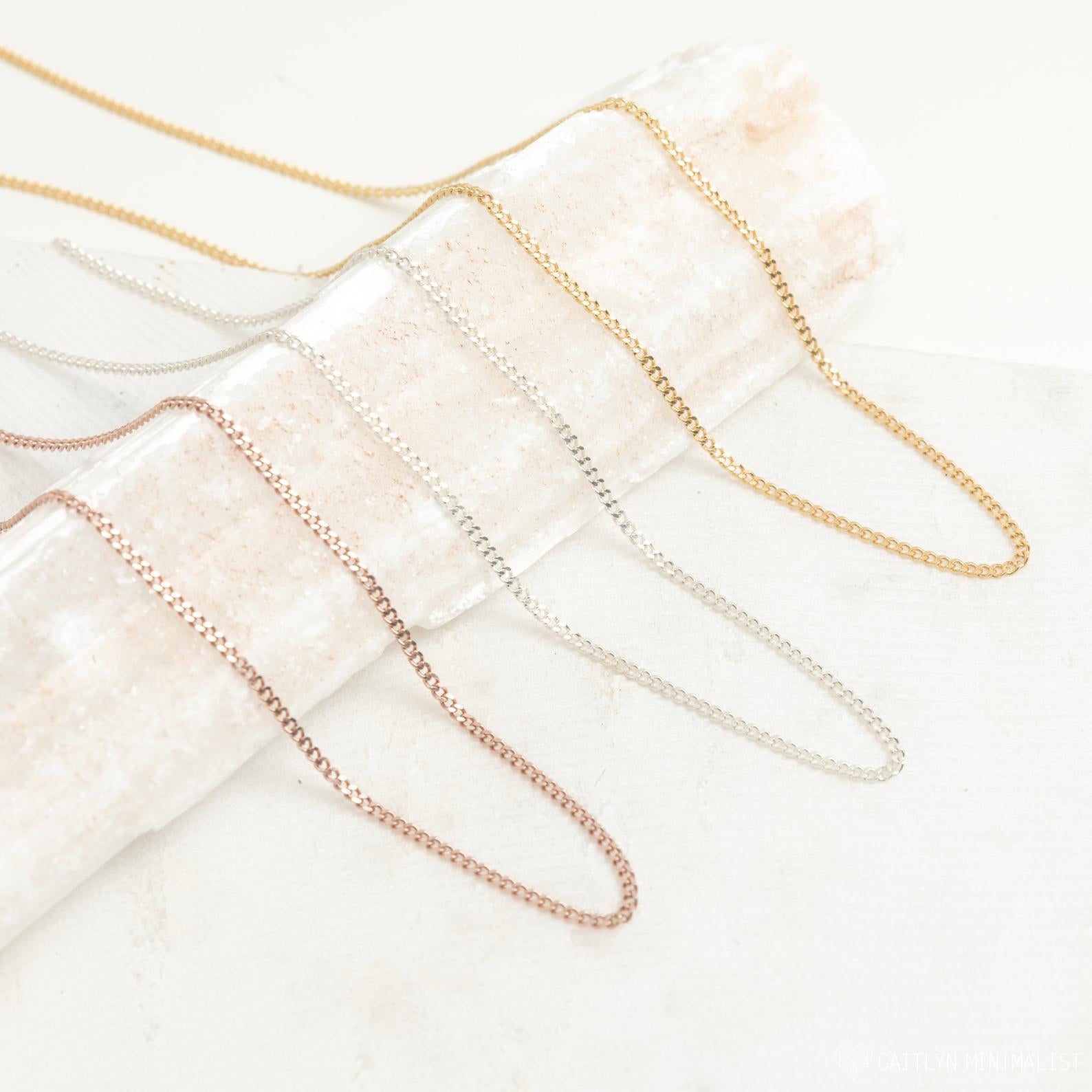 Elevate Your Style with the Curb Chain Necklace