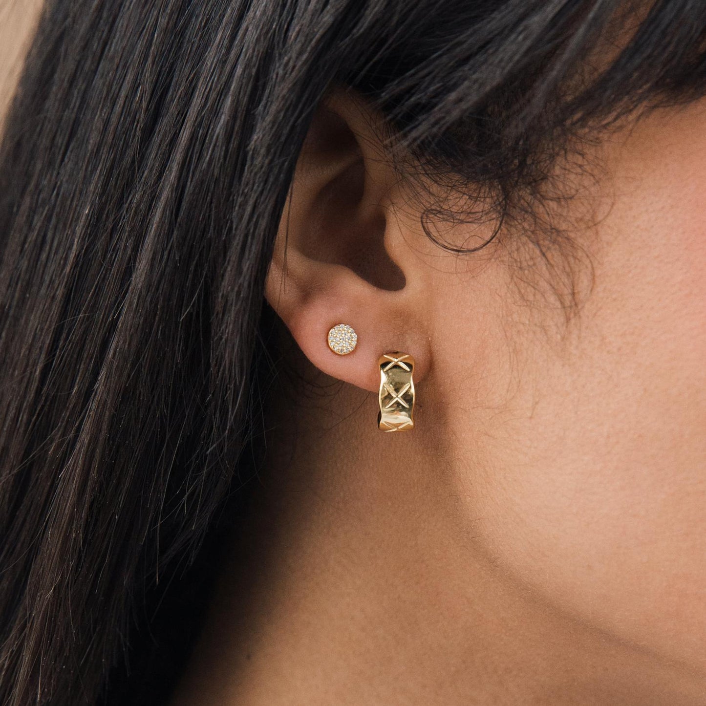 Pave Round Studs