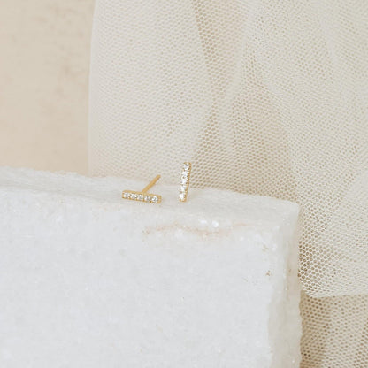 Pave Bar Studs