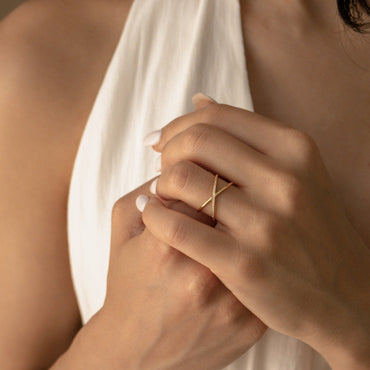 Radiant Embrace: The Pave X Criss Cross Ring