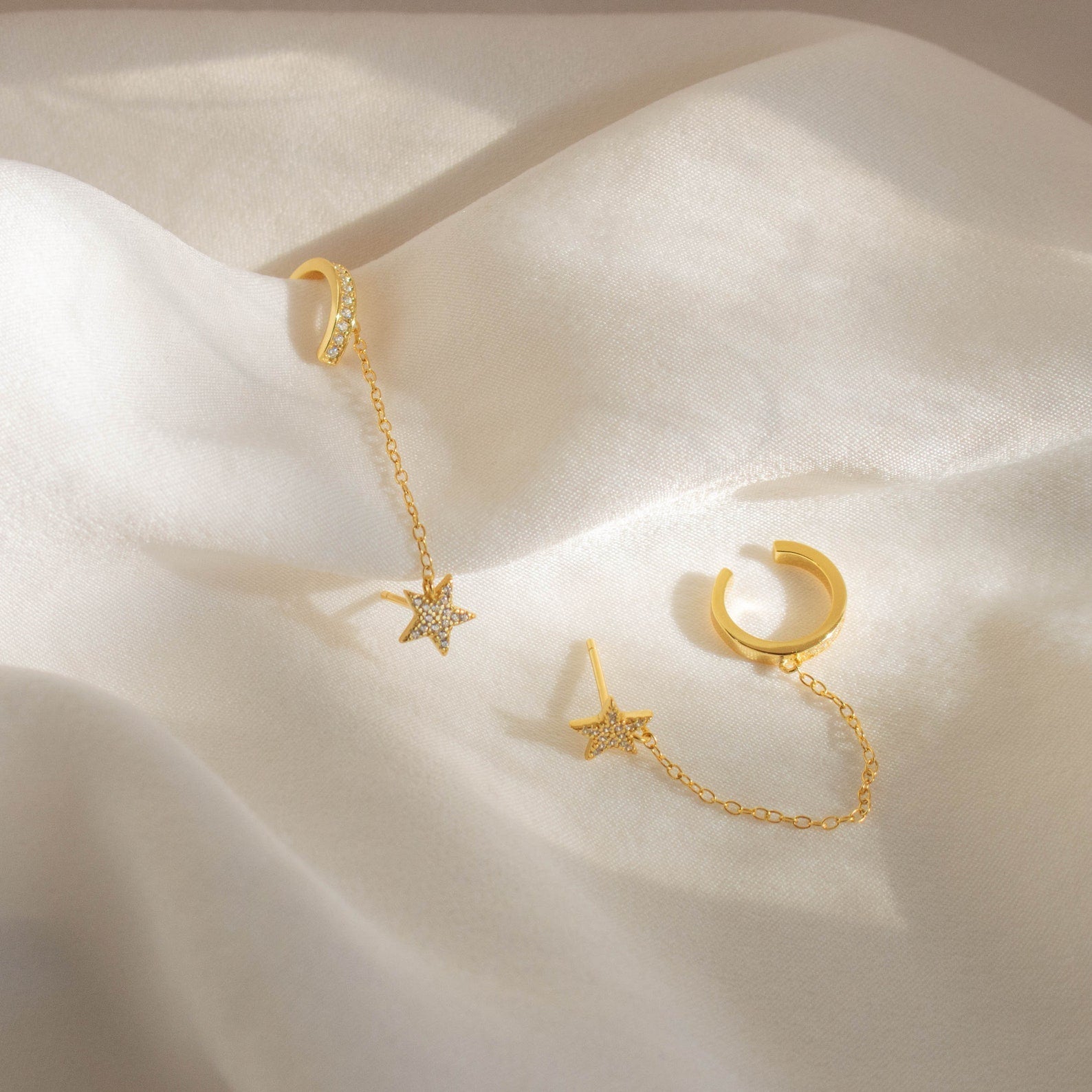 Star Pave Chain Ear Cuffs 18K Gold