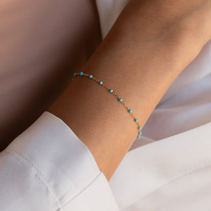 Boho Chic: Turquoise Beaded Bracelet