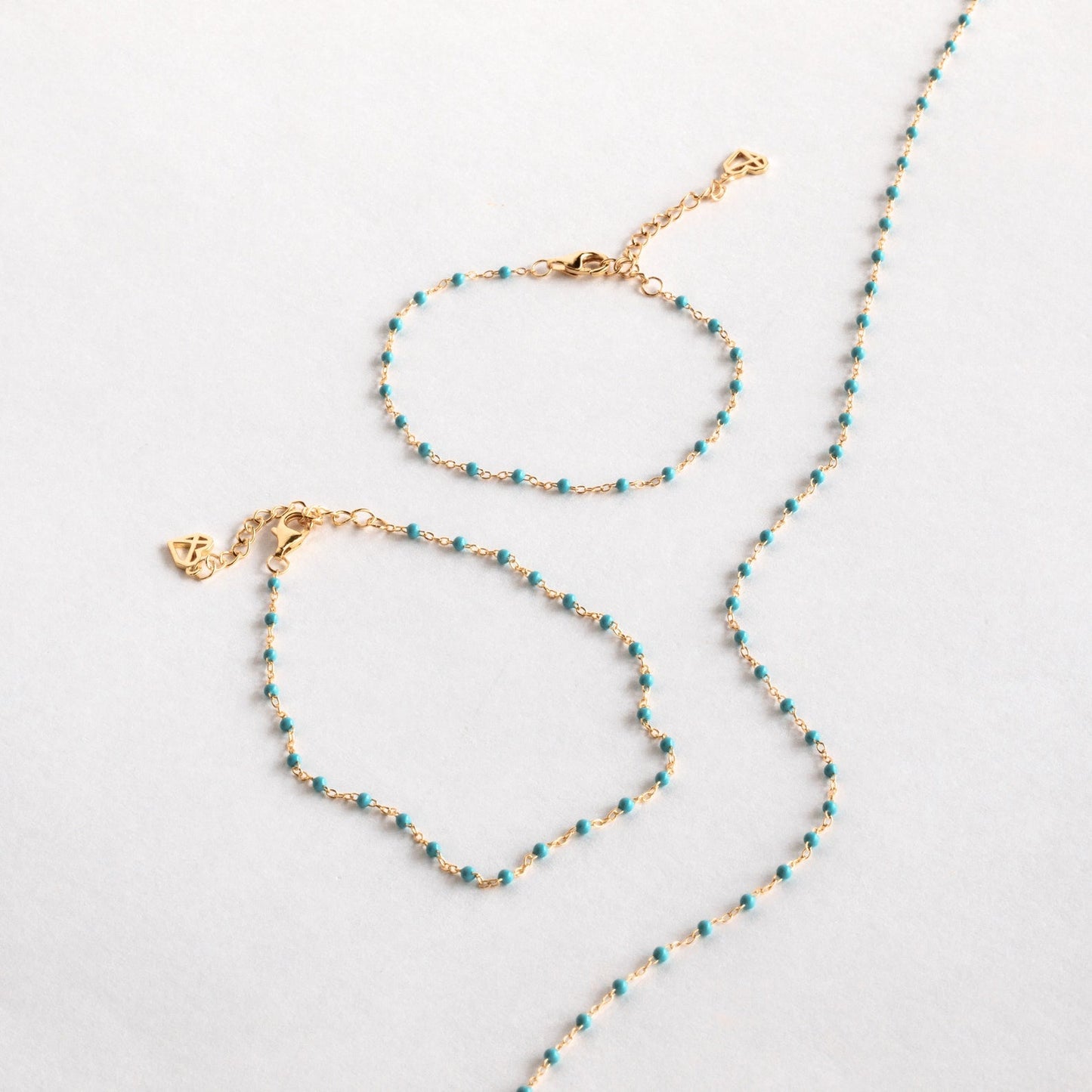 Boho Chic: Turquoise Beaded Bracelet