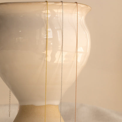 Elevate Your Look with the Dainty Chain Necklace
