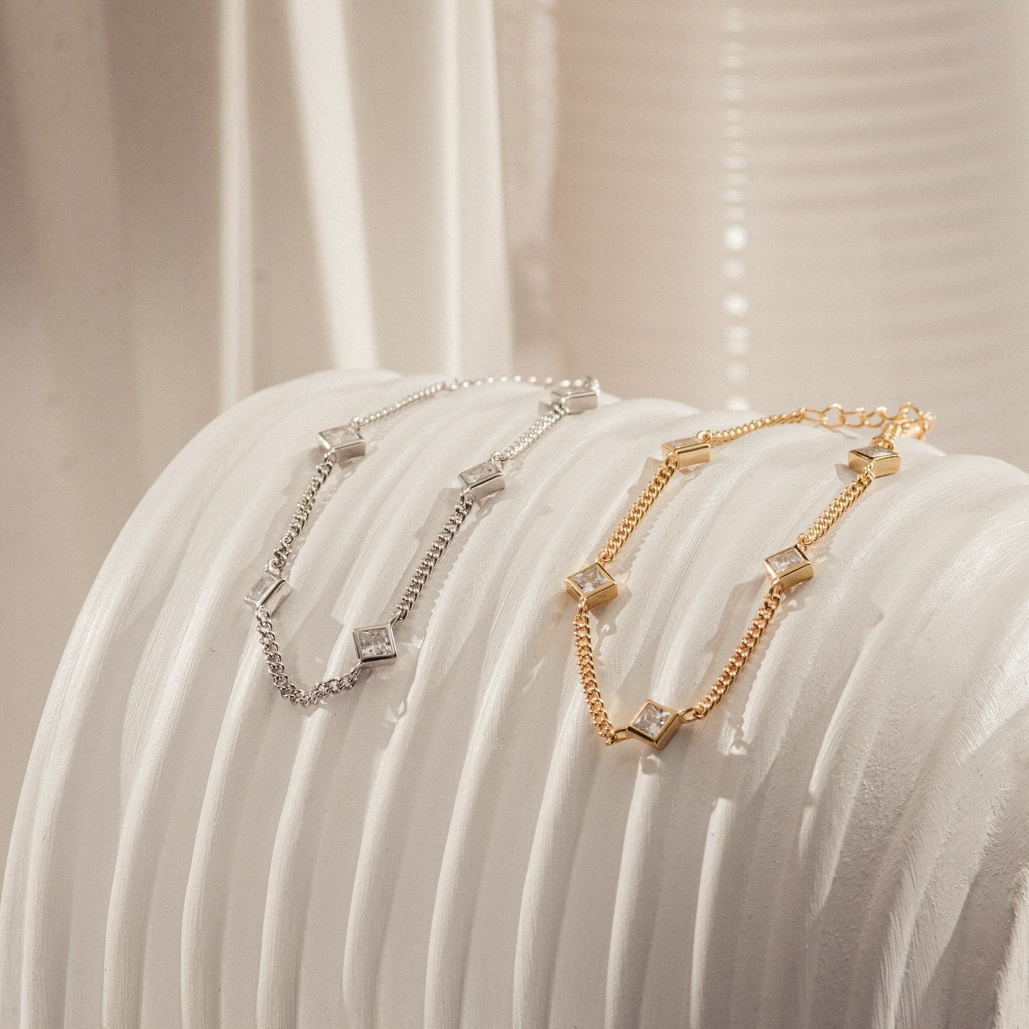 Radiant Elegance: Venus Diamond Bracelet