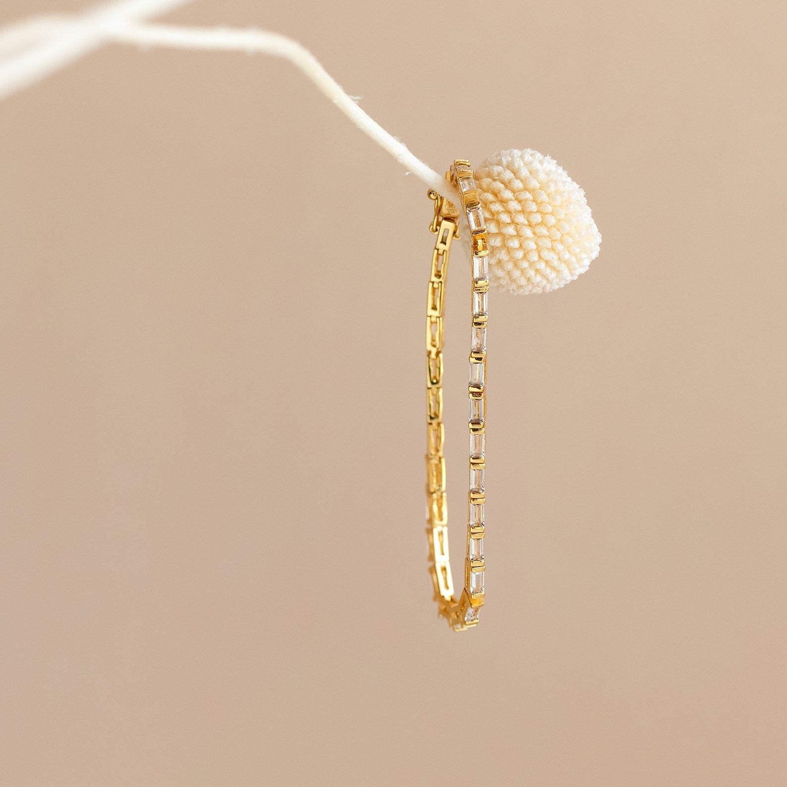Claudia Baguette Tennis Bracelet: Contemporary Elegance