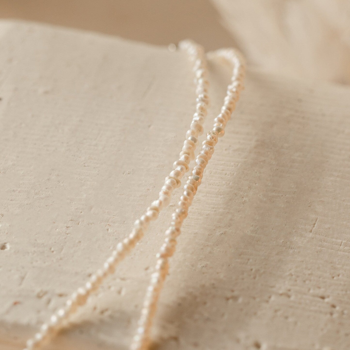 Elevate Everyday Elegance: Brinley Pearl Choker Necklace