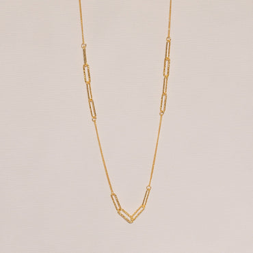 Textured Paperclip Necklace: Elevate Your Minimalist Styl