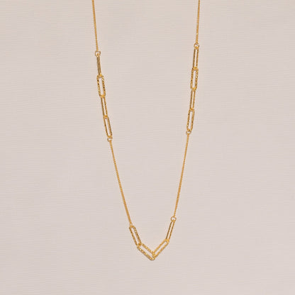 Textured Paperclip Necklace: Elevate Your Minimalist Styl