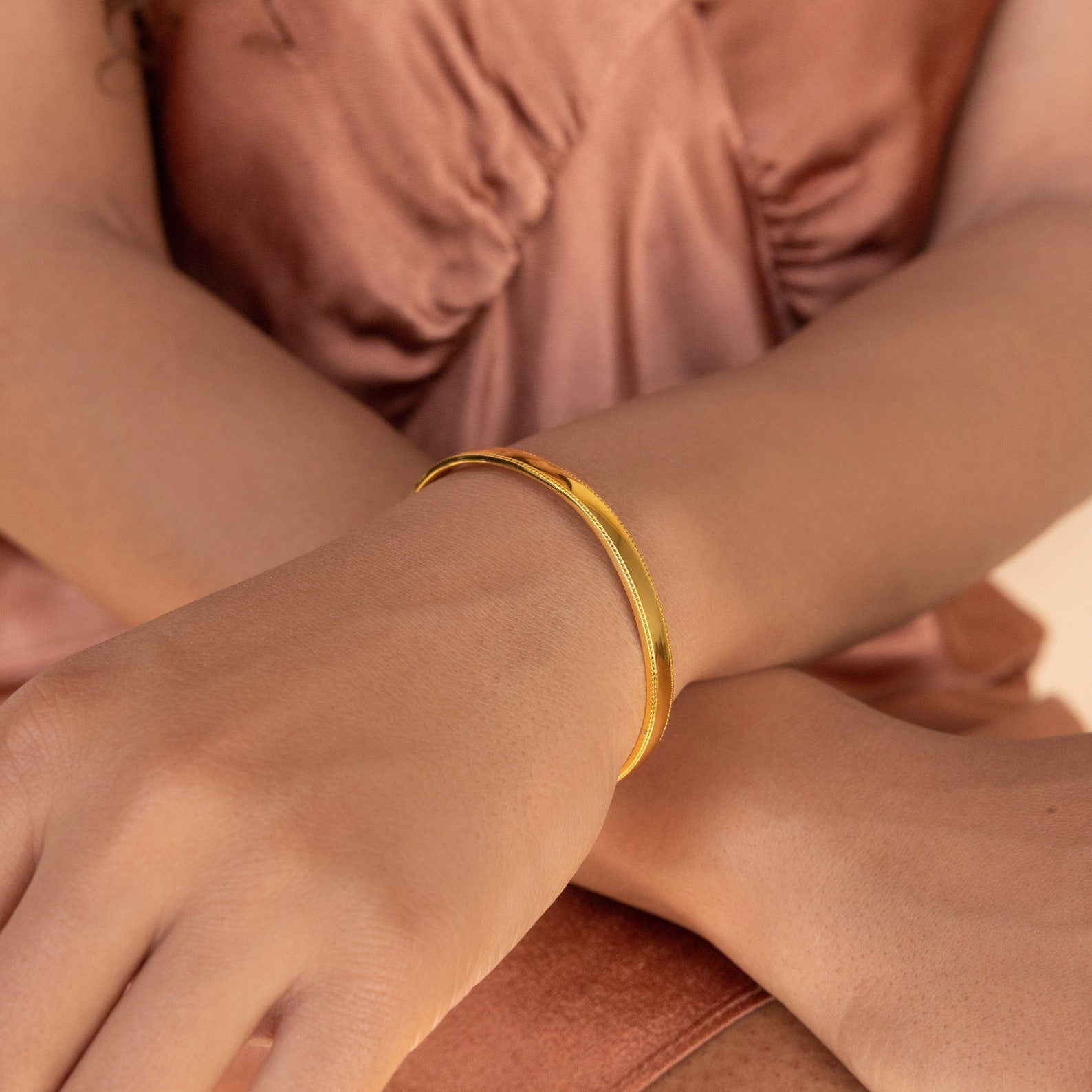 Vintage Sophistication: Alyssa Cuff Bracelet 18K Gold
