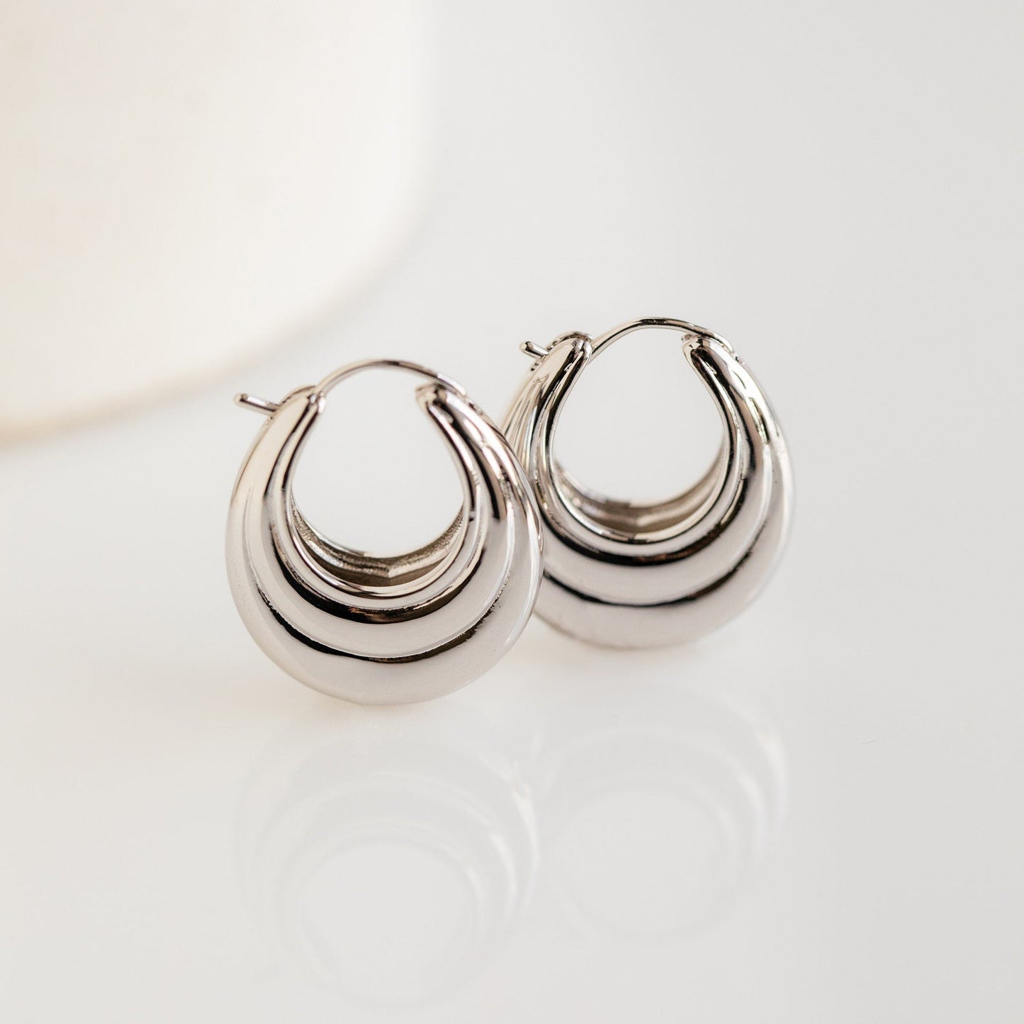 Modern Sophistication: Statement Ribbed Oval Hoop Earrings Sterling Silver