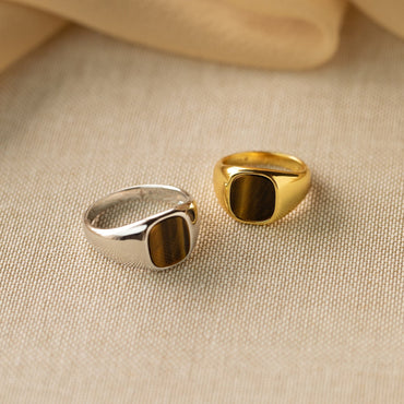Bold Sophistication: Men's Tigers Eye Signet Ring