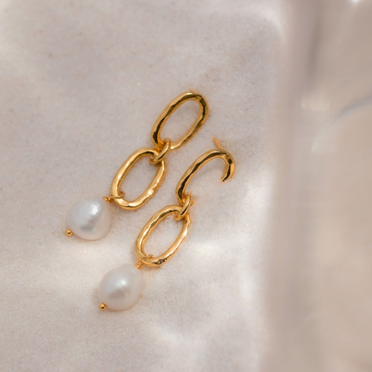 Splash of Elegance Pearl Drop Chain Link Earrings: Summer Statement 18K Gold