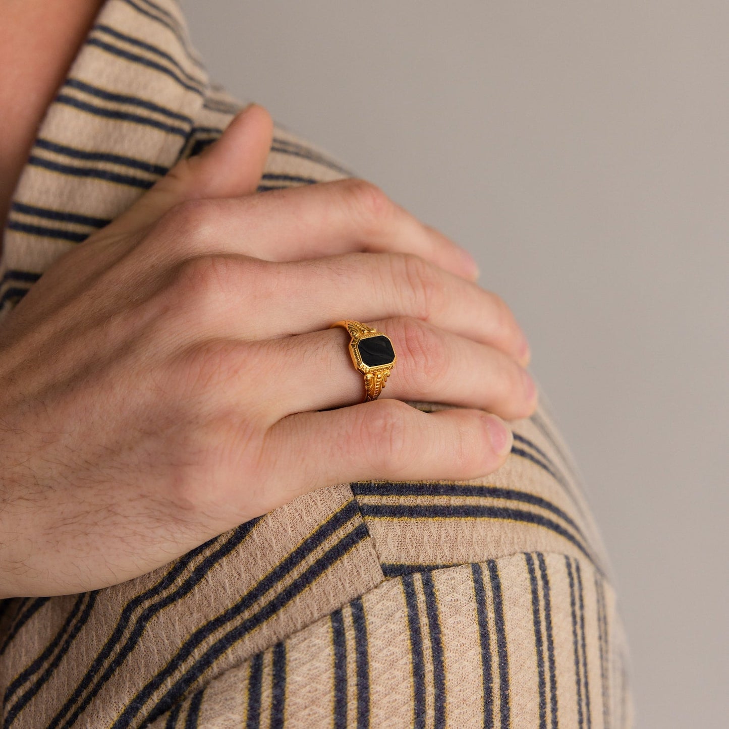 Vintage-Inspired Black Enamel Signet Ring: Fusion of Classic and Contemporary
