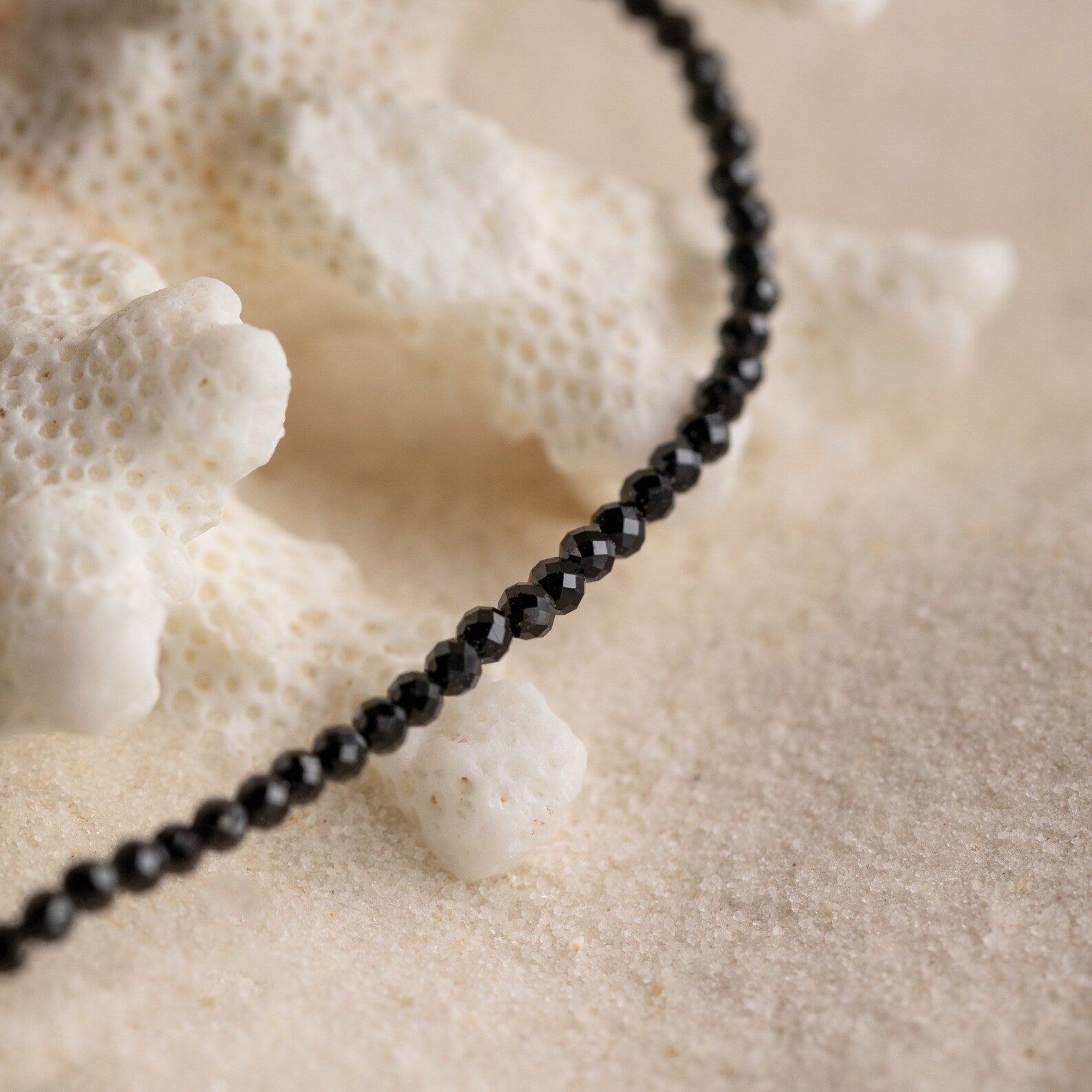 Boho Chic Black Abyss Beaded Necklace: Effortless Style for the Free-Spirited
