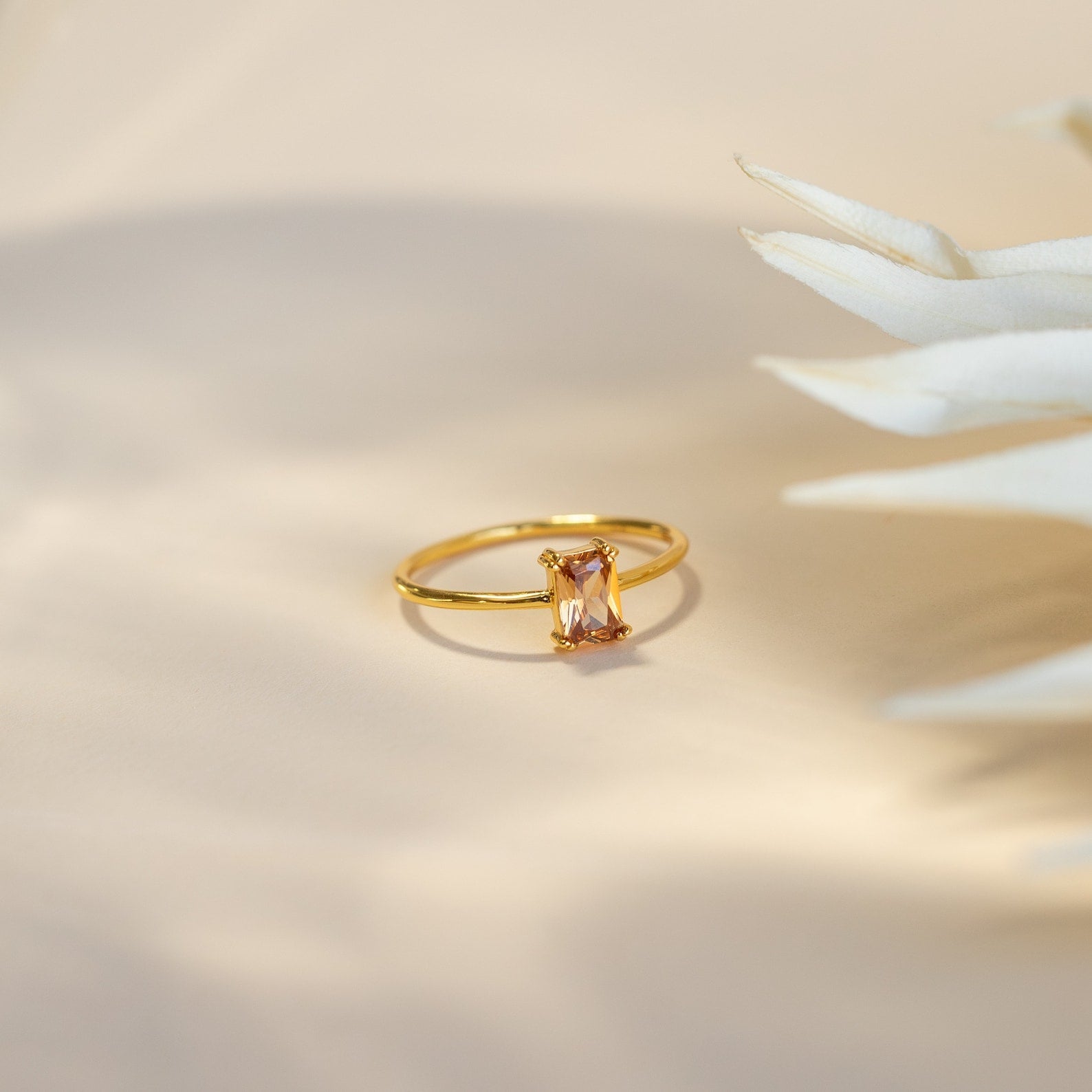 Luxurious Citrine Birthstone Ring for November Birthdays 18K Gold